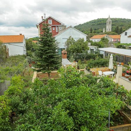 Apartments Maslina Božava Eksteriør billede