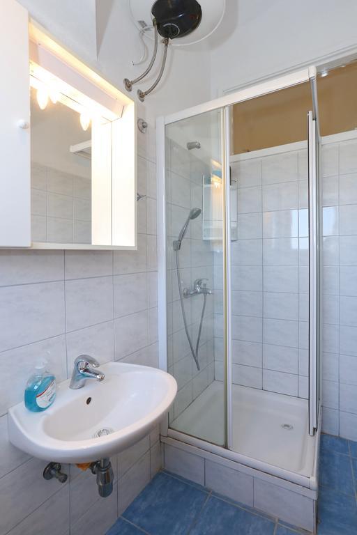 Apartments Maslina Božava Eksteriør billede