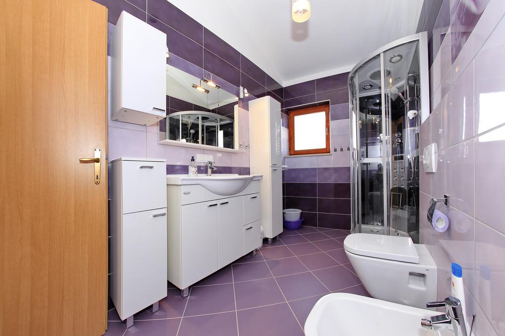 Apartments Maslina Božava Eksteriør billede