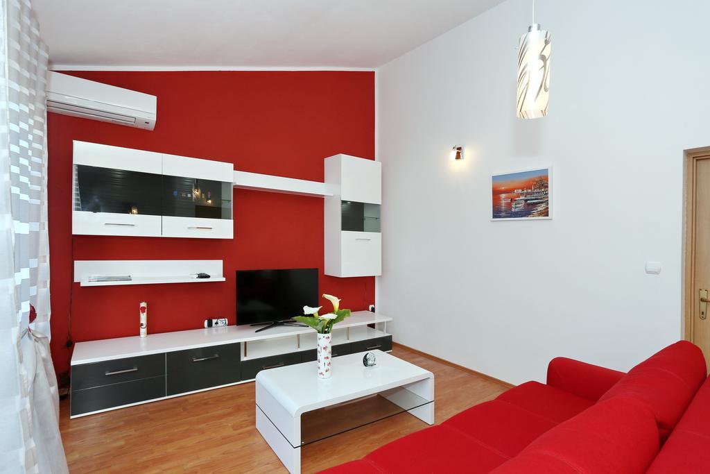 Apartments Maslina Božava Eksteriør billede