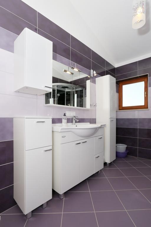 Apartments Maslina Božava Eksteriør billede